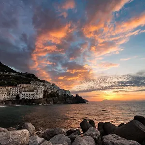 Luxury House 2*, Amalfi Włochy